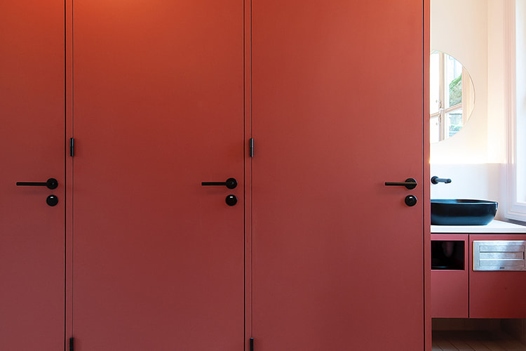 Interior shot - Van Wanrooij - HPL Master Oak Light Natural 0H915